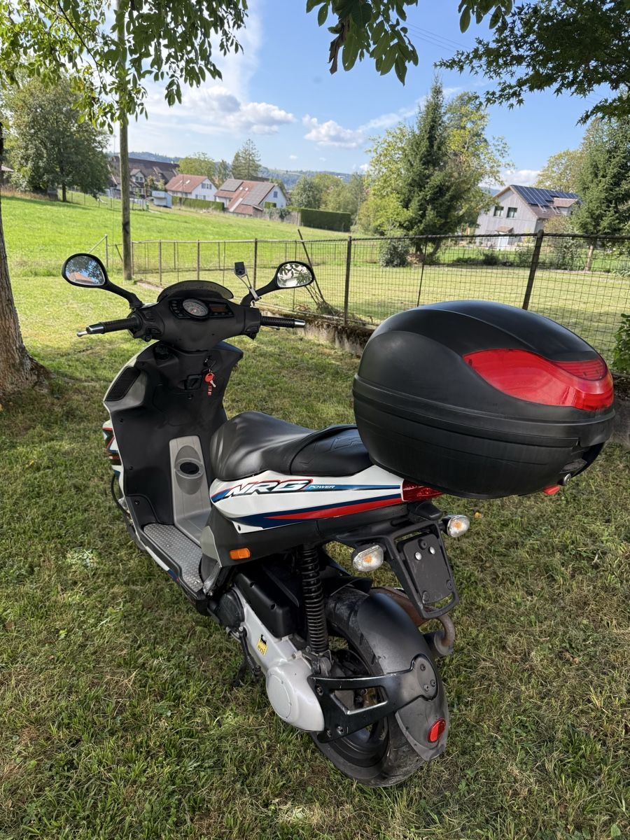 Piaggio Scooter: PIAGGIO NRG POWER 50 CC – Usato da Winterthur venduto da Fabio_46 5