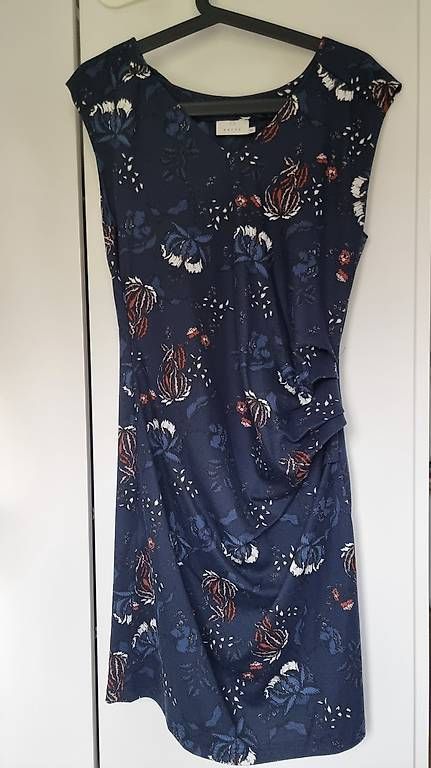 Vestiti: Kleid - Kaffe, taille M – Nuovo (secondo la descrizione) da Bern venduto da Ninath