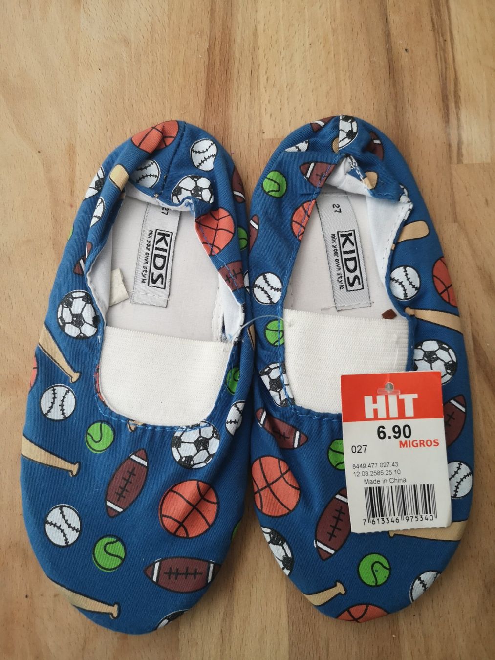 Schuhe für Jungen: Turnschuhe / Basane de gym 27 – Neu und originalverpackt aus Onex von Genevois85