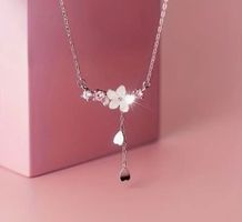 Halskettchen mit Anhänger- Modeschmuck-Sommer-elegant