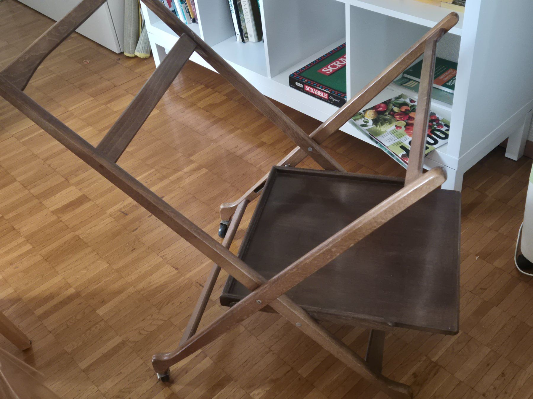 Servierwagen: Mid Century Modern Rolling Serving Cart Tea Bar Foldable – Gebraucht aus Monthey von McAuthor
