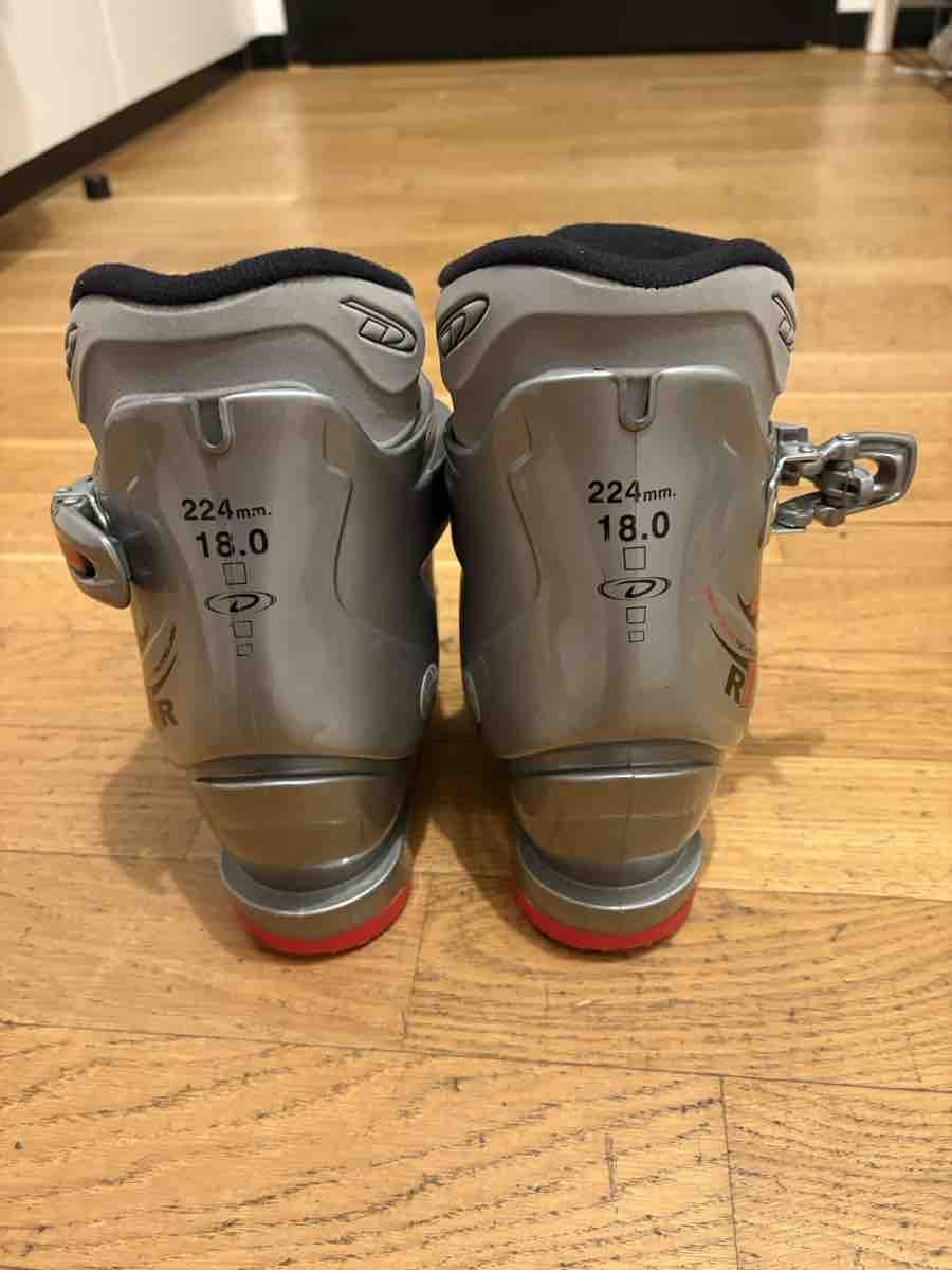 Scarpe per ragazzi: Dalbello Ski Boots 18 – Usato da Zürich venduto da and_tv79 2