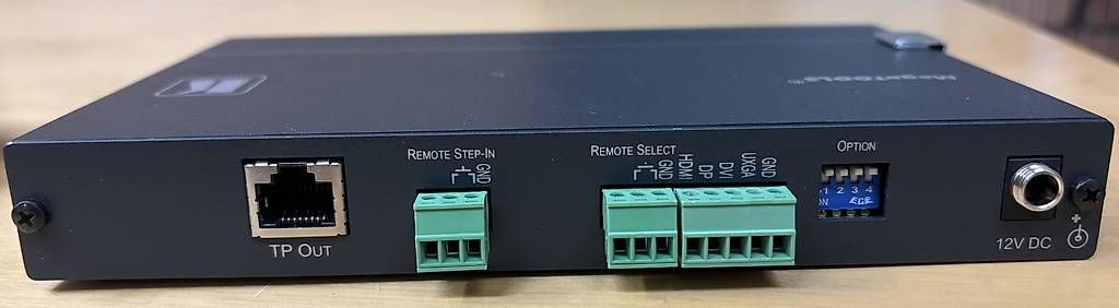 Kramer Convertitori: Kramer SID-X1, Multi-Format-Video Umschalter mit 4 Eingängen – Usato da Frauenfeld venduto da ibkl5512 3