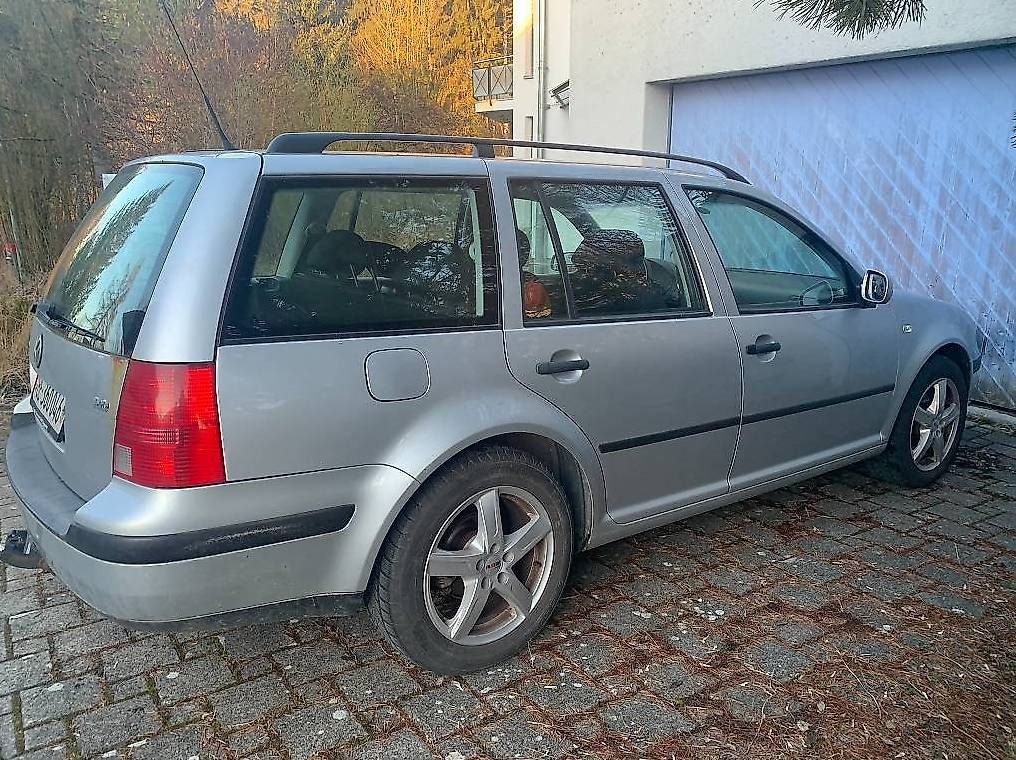 Automobili: VW Bora Kombi – Usato da Grossaffoltern venduto da RiPeSi 2