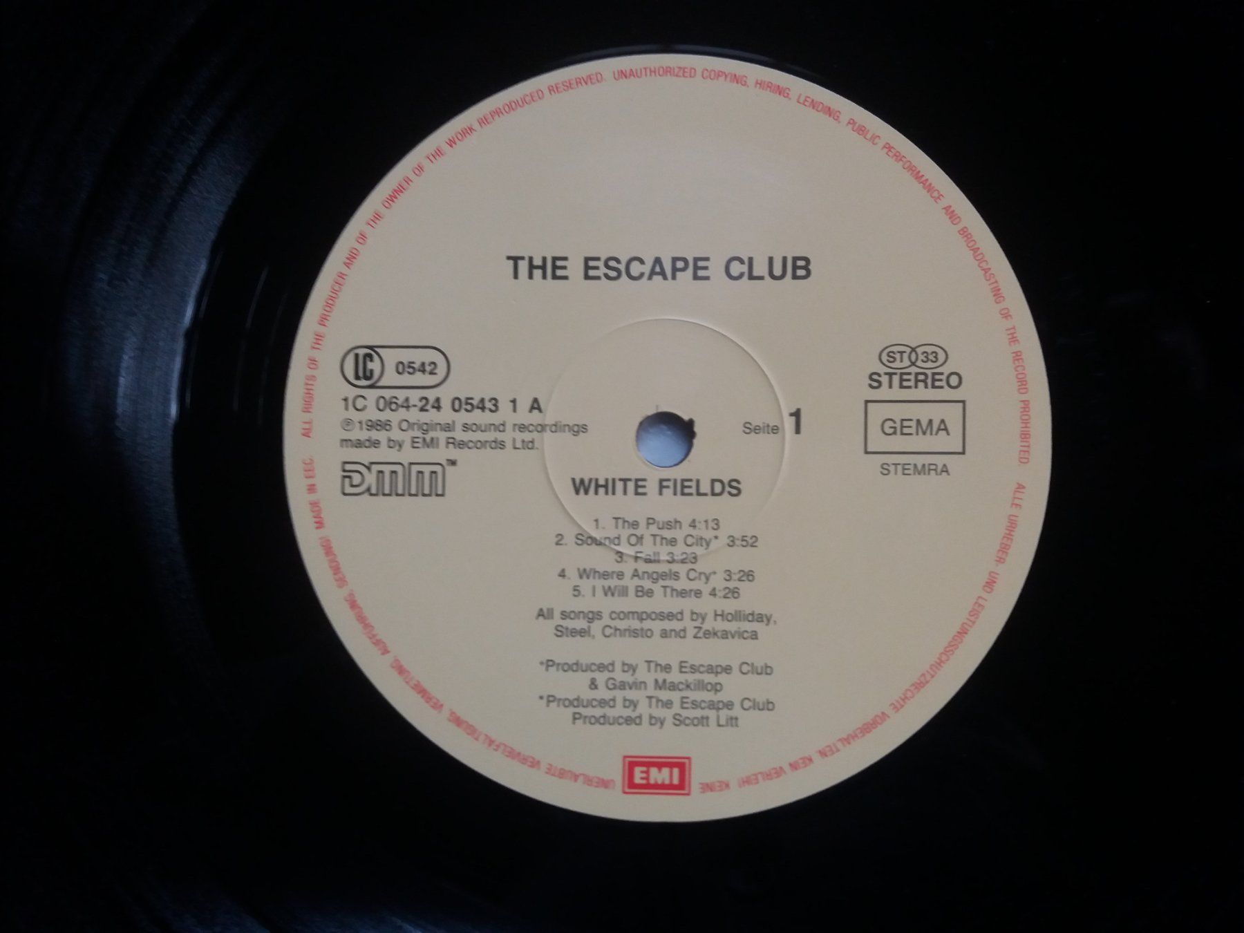 Schallplatten: LP (The Escape Club) White Fields – Gebraucht aus Meyrin von toutatis 3