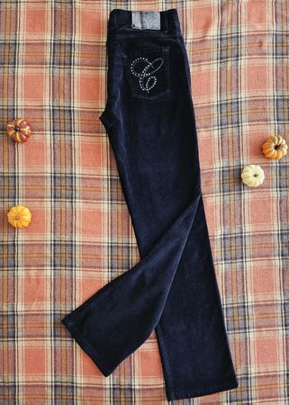 2000s Italian Vintage Black ♟️Velvet Pants in 36-38