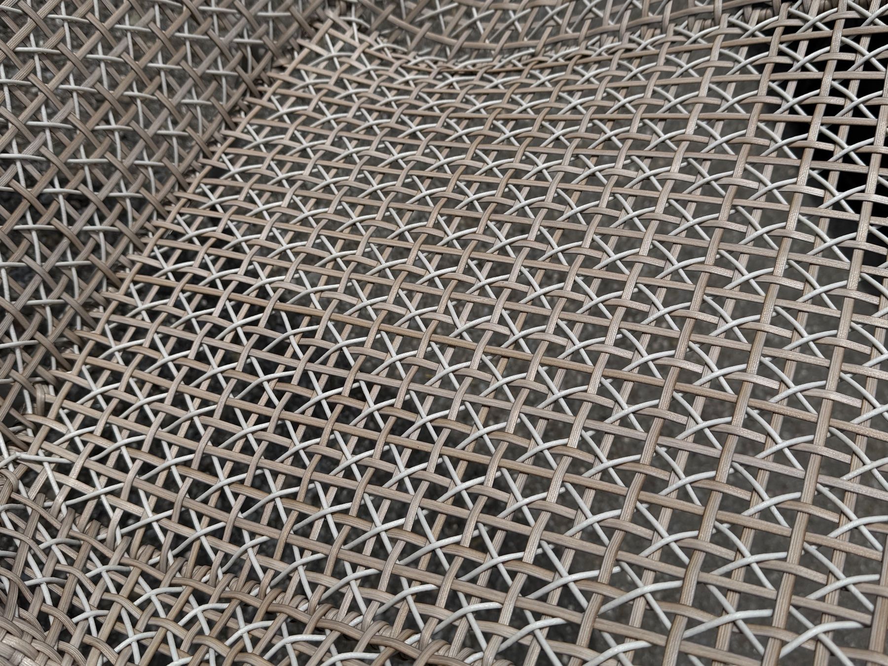 Livique Sedie: Outdoor Stuhl Rattan Optik Metallgestell – Nuovo (secondo la descrizione) da Oberägeri venduto da kaitanja 1