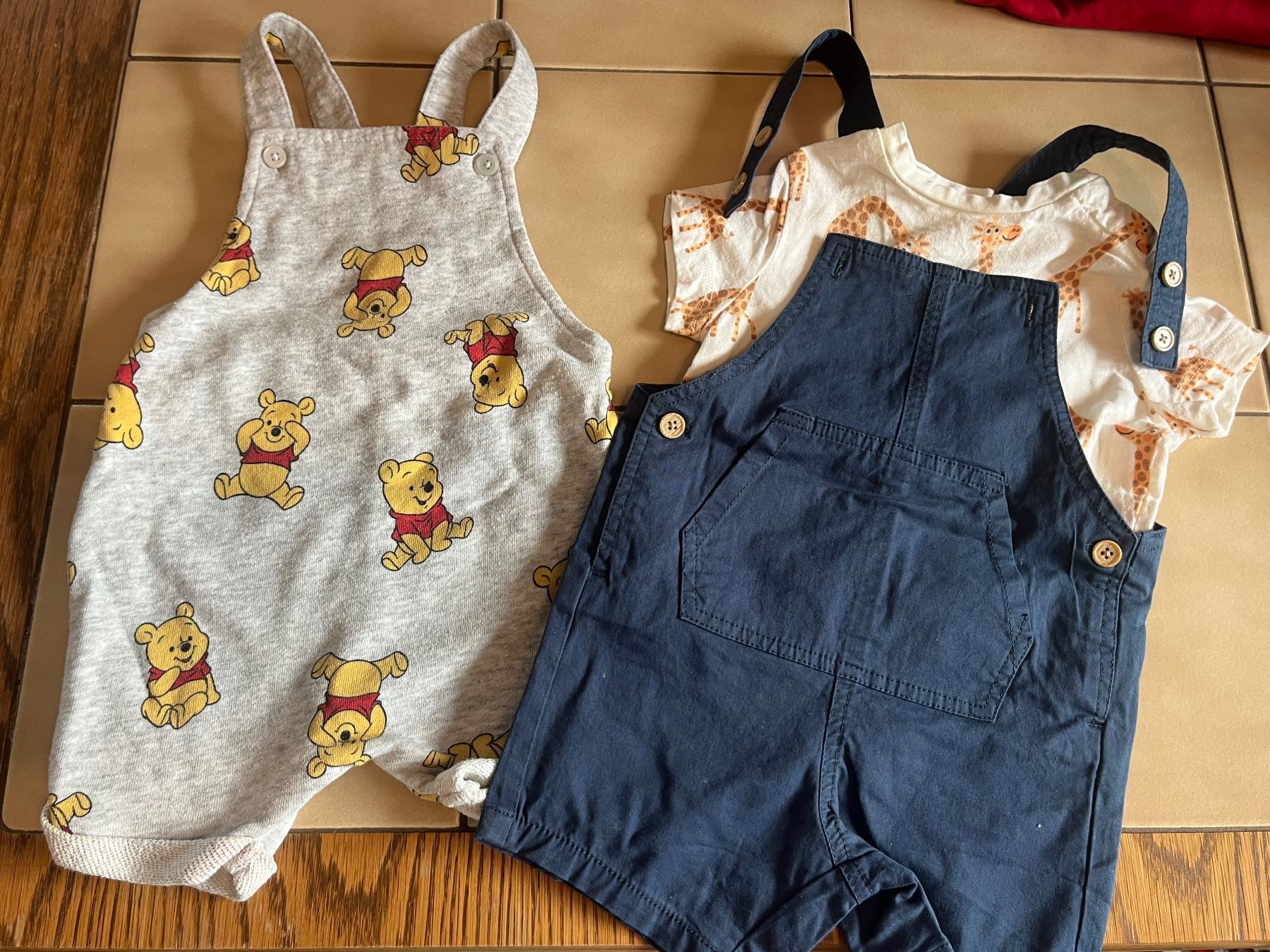 Lotti & Set di vestiti: Kinderkleidung Summer Set Grosse 62/68 – Usato da Ittigen venduto da rai_pn76 2