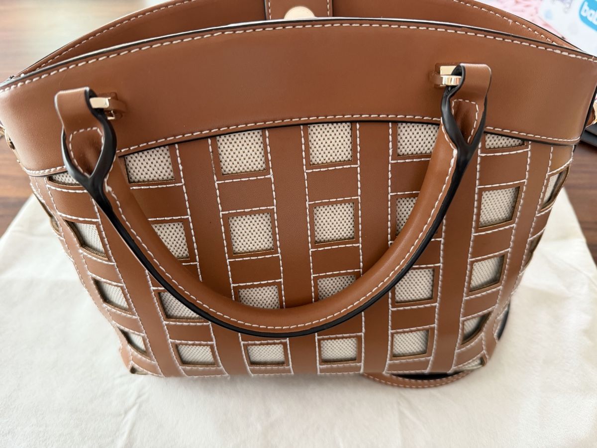 Guess Borse da donna: Guess Tasche neue Kollektion – Usato da Glattpark(Opfikon) venduto da Glatt19