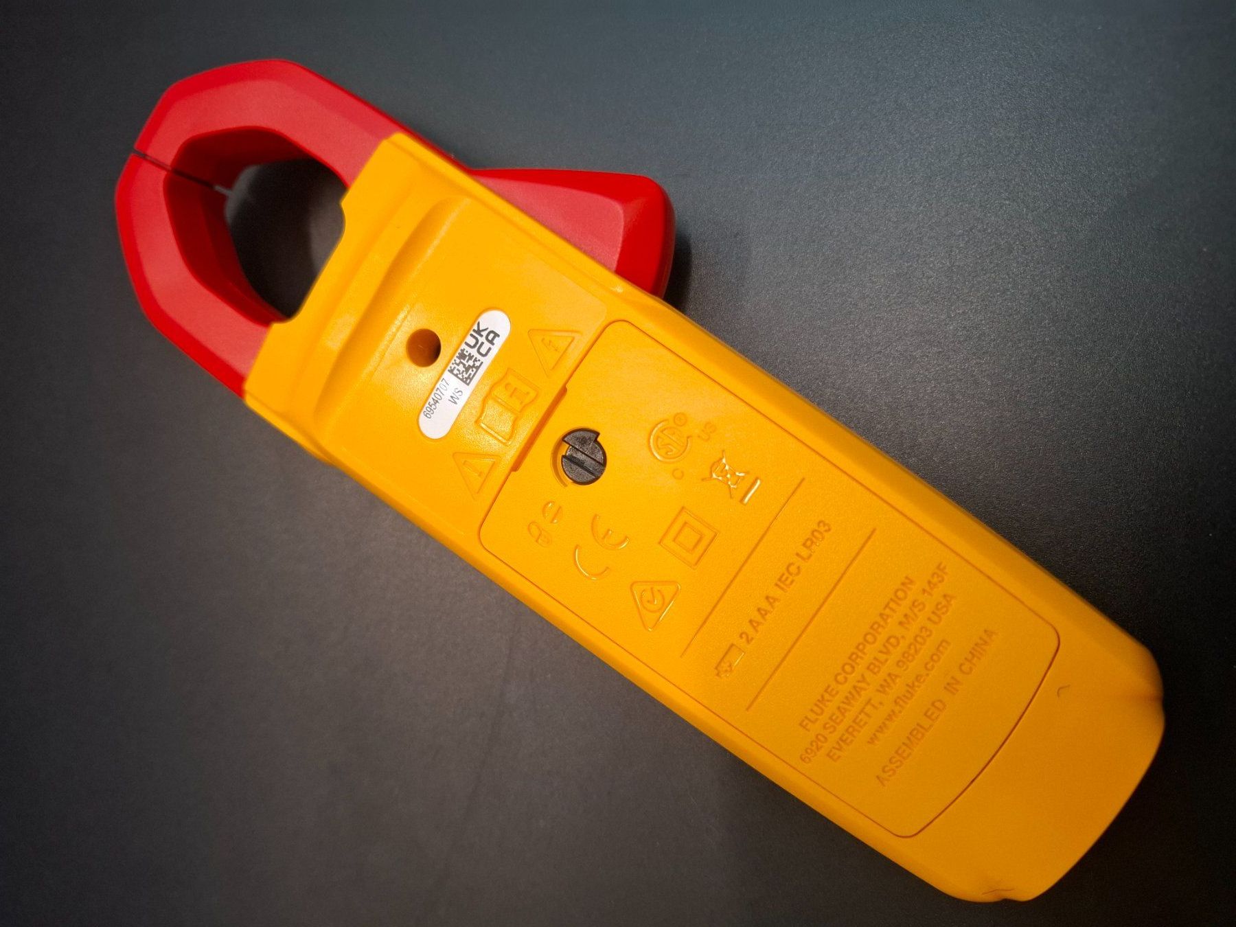 Fluke Messen: Fluke 323 Strommesszange neuwertig – Neu (gemäss Beschreibung) aus Bilten von lag_p2bt 2