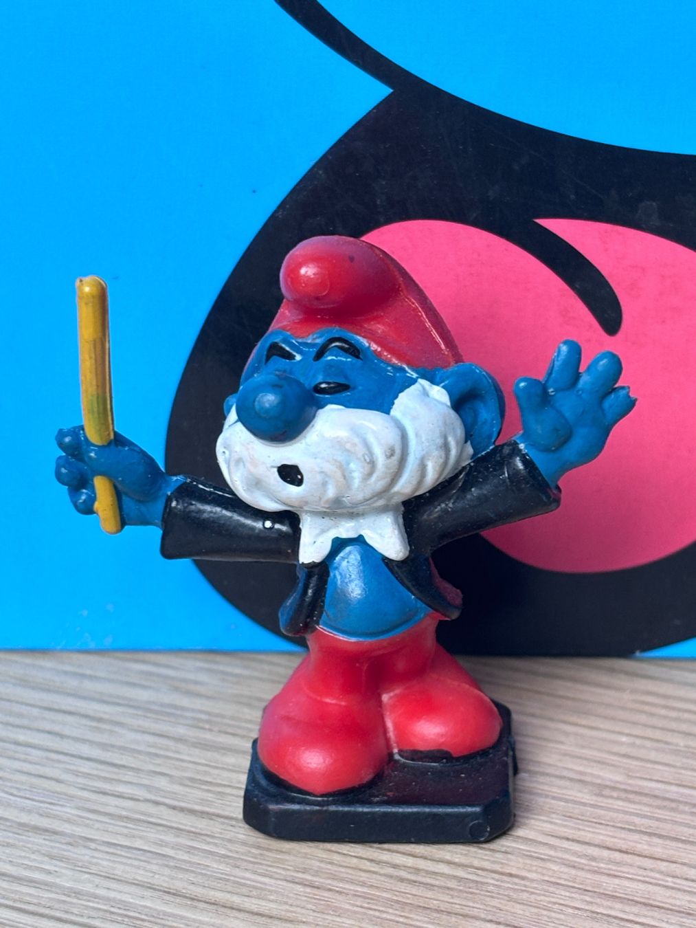 Schleich Figuren: Dirigent Papa Schlumpf / Chorleiter – Gebraucht aus Lyss von Duckszone