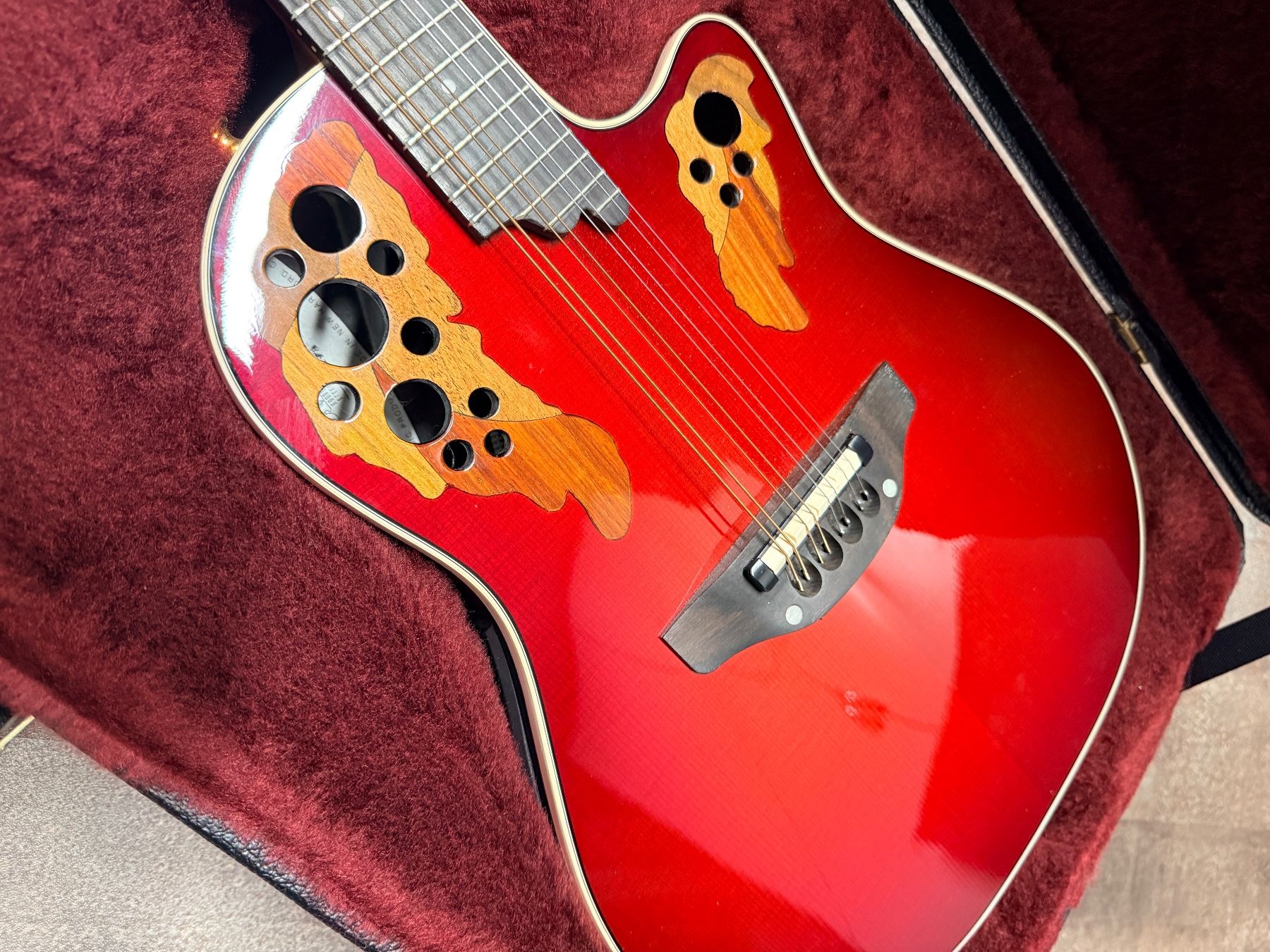 Ovation Instruments de musique: ORIGINAL - Ovation Mandolin MM68 - Cherry Burst - mit Case – Neuf (Voir description) à Rotkreuz par nivo57 1