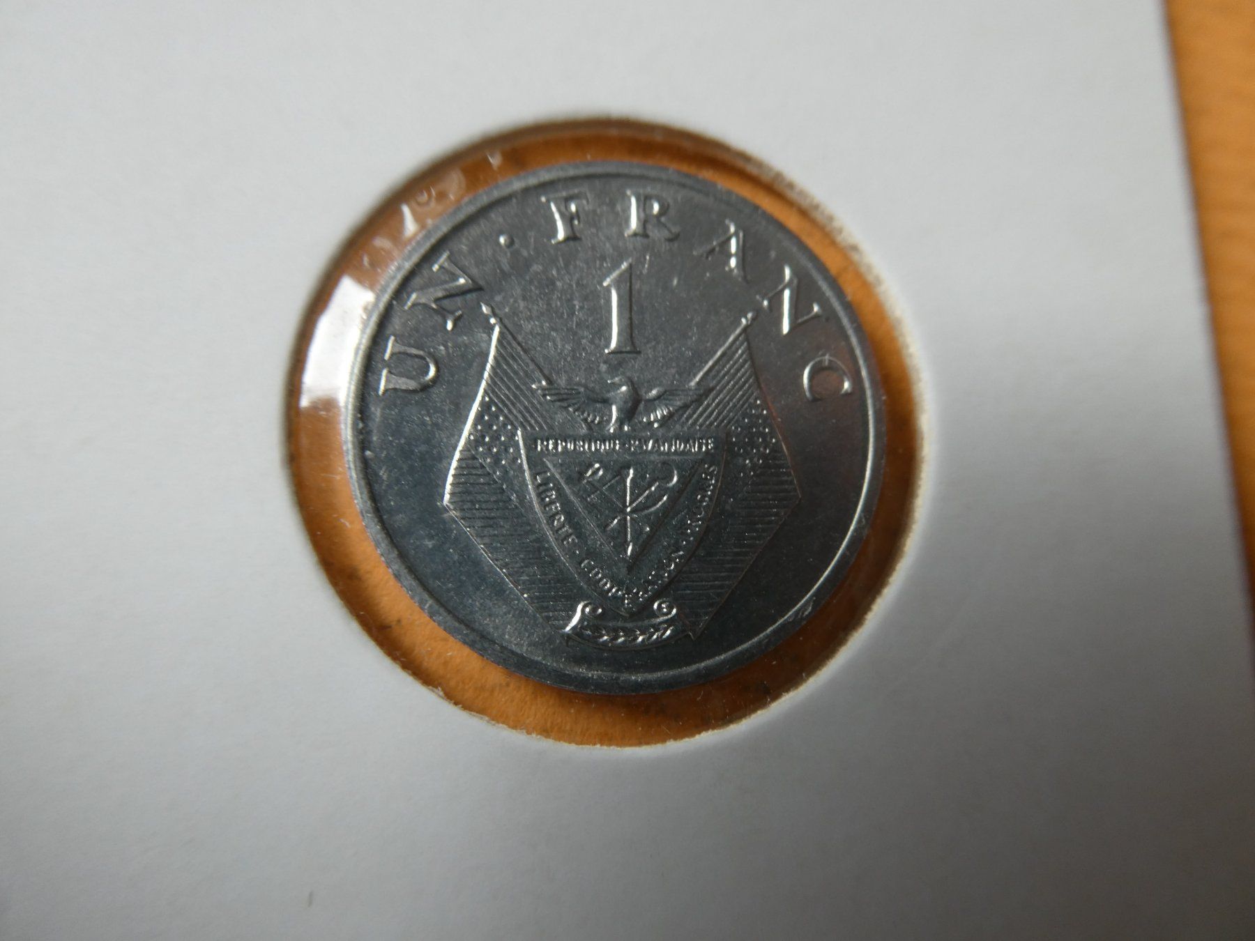 Alle Münzen: Rwanda 1969, 1 Franc    stgl. – Gebraucht aus Hinterforst von Rohusri 1