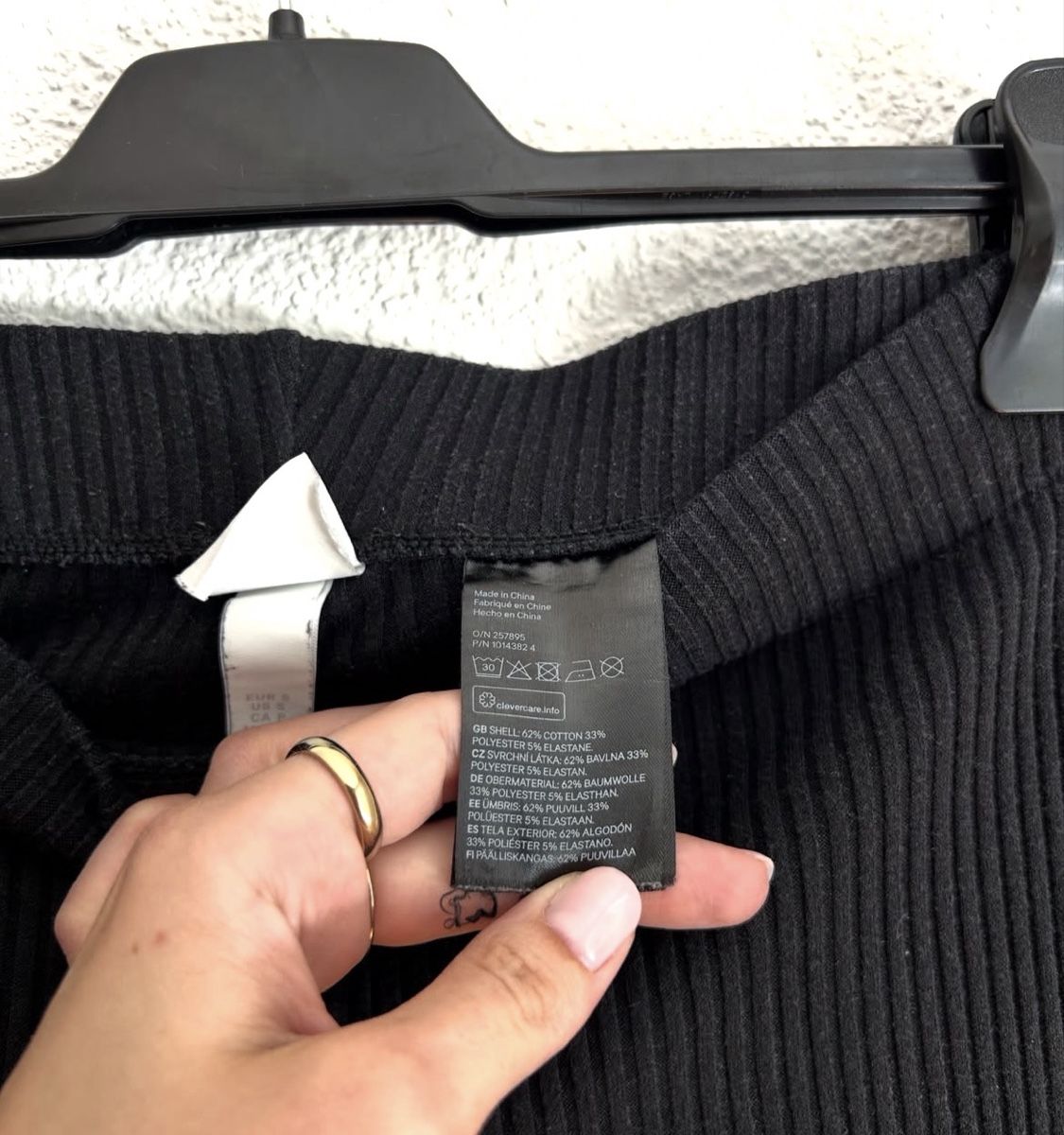 H&M Leggings: gerippte H&M Leggins – Usato da Chur venduto da faja7000 2