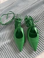 Grüne Slingpumps mit Bändel, Grösse 37 neuwertig!