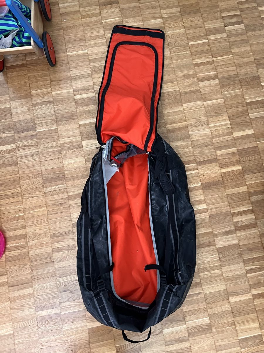 Sacs: Mountain Hardware: Duffle Bag (131l) – D'occasion à Zürich par gaebs02 1