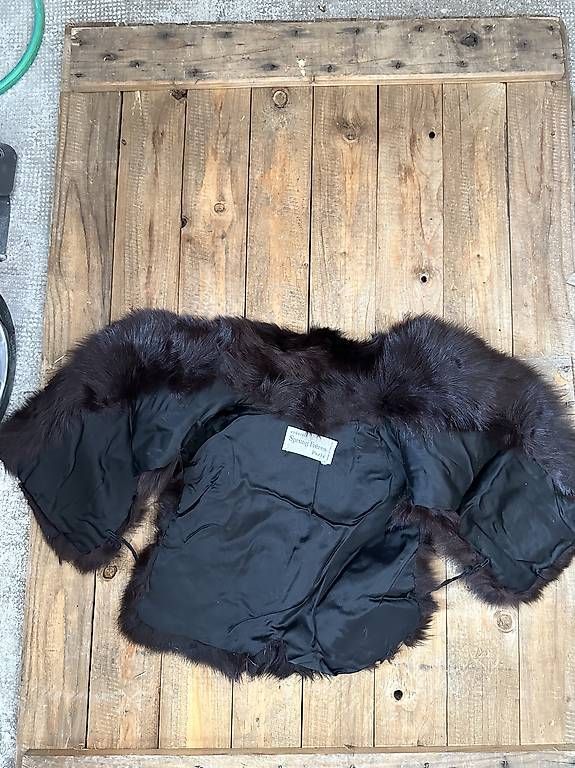 Giacche: Lot de fourrure vintage YSL – Usato da Suen (St-Martin) venduto da kim_5vjt 3
