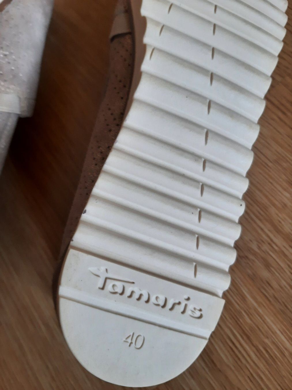 Tamaris Damenschuhe: TAMARIS Slippers Gr. 40 – Gebraucht aus Muotathal von robin40 6
