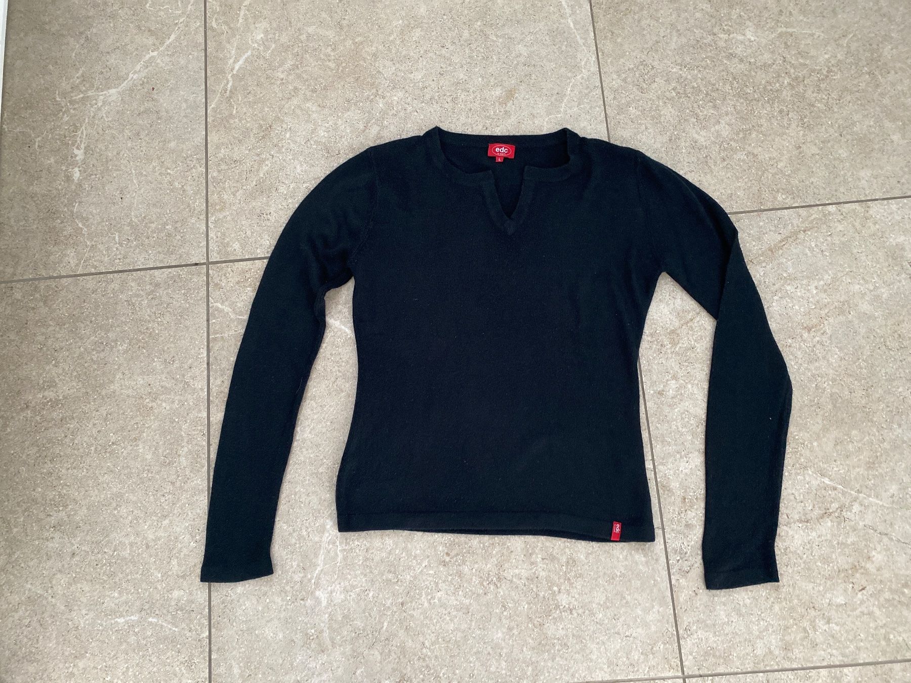 Esprit Maglioni & Felpe: ESPRIT Klassicher Damen-Pullover Gr. L – Usato da Gächlingen venduto da Tara_devi