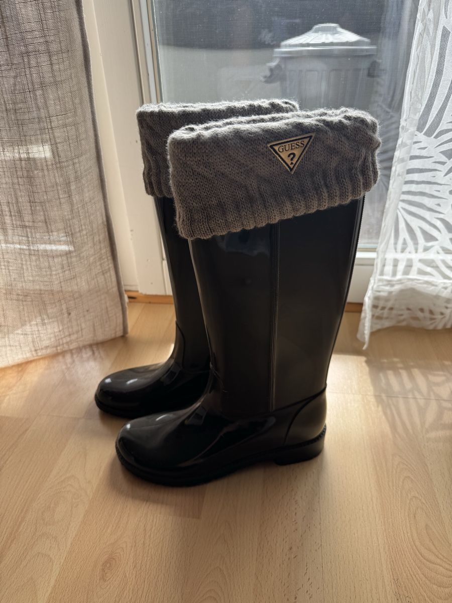 Scarpe da donna: Guess gummistiefel – Usato da Buchs SG venduto da MarijaMK