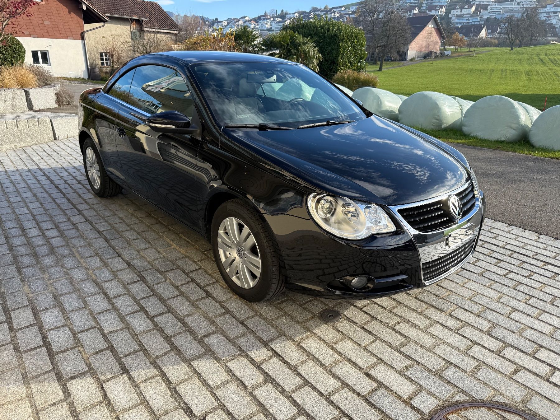 VW Autos: VW Eos 1.4 TSI Value BlueMotion Technology 1.Hand MFK 2025 – Gebraucht aus Wollerau von Felix011