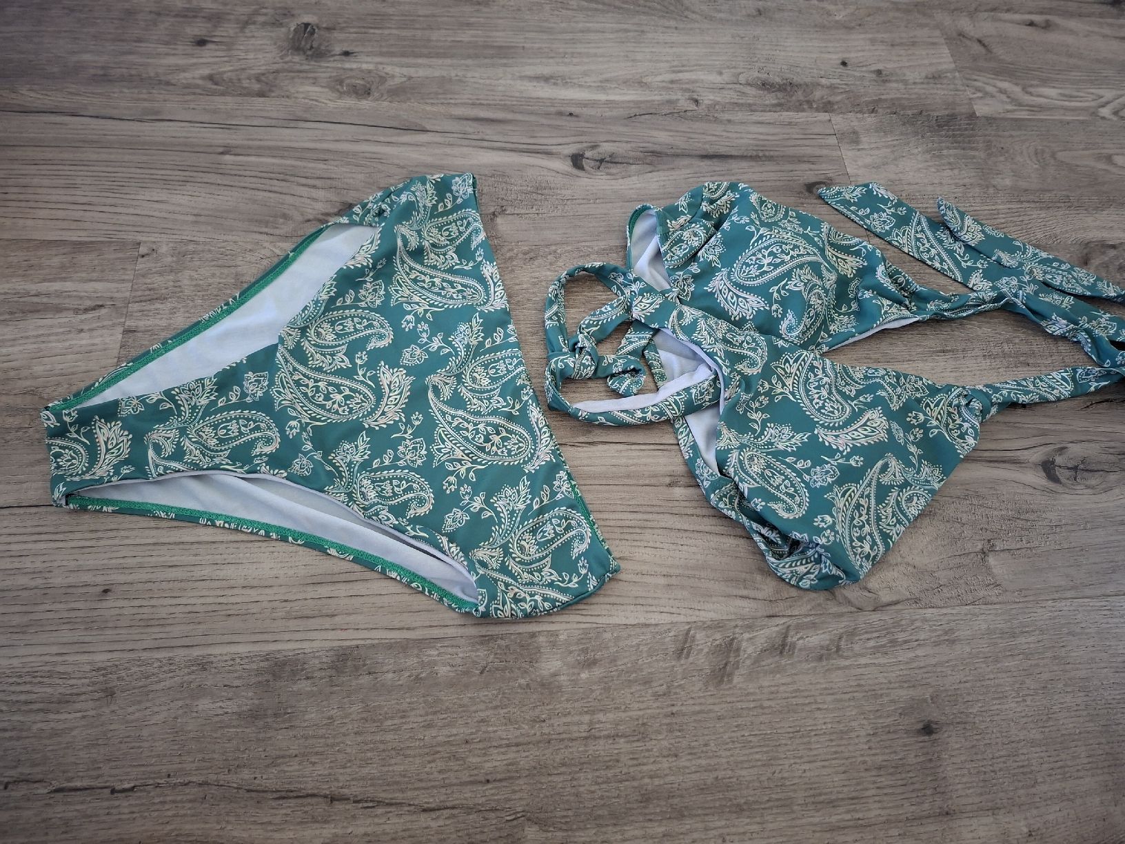 Badekleider & Bikinis: Bikini L – Gebraucht aus Winterthur von Ausmisten2026