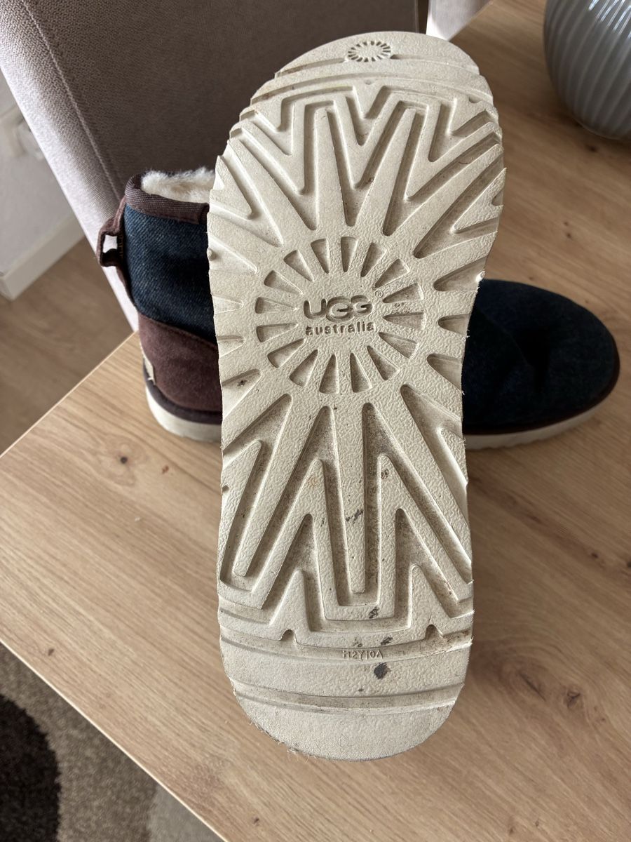 Ugg Scarpe da uomo: UGG Schuhe – Usato da Unterengstringen venduto da Cipsi 2