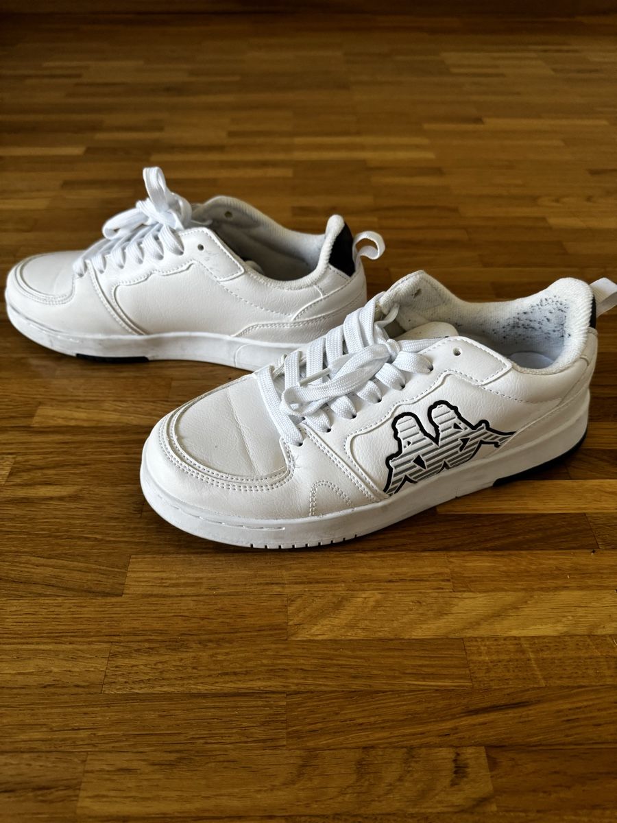 Kappa Scarpe da donna: Kappa baskets blanches pointure 38, presque pas portées. – Nuovo (secondo la descrizione) da Mont-sur-Lausanne venduto da Cora_R 2