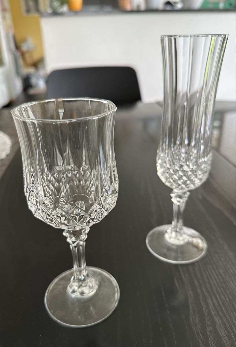 Bicchieri: Servizio bicchieri in cristallo – Usato da Morbio Inferiore venduto da Ecod 2