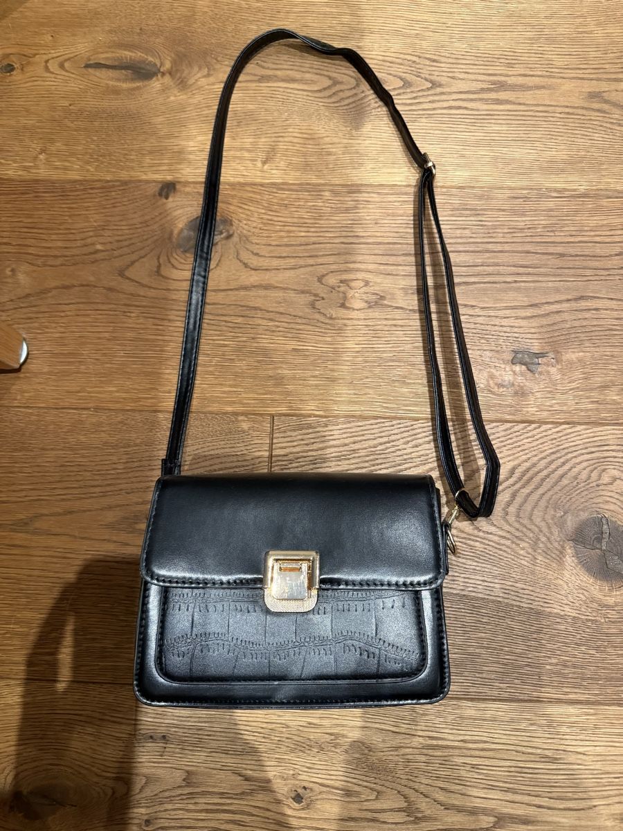 Shein Taschen für Damen: Tasche – Neu (gemäss Beschreibung) aus Andwil SG von Skyline21