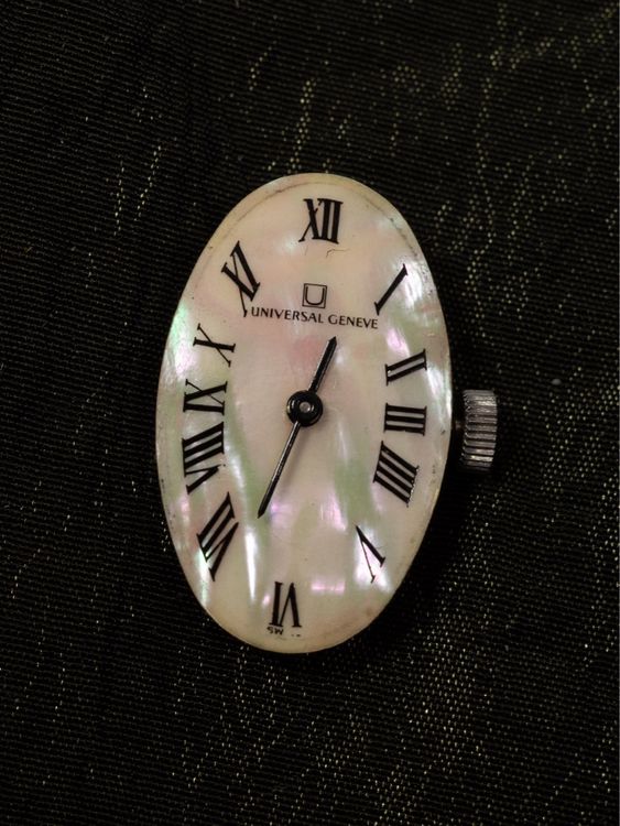 UNIVERSAL GENÈVE Uhrwerk Zifferblatt Zeiger Perlmutt Uhr