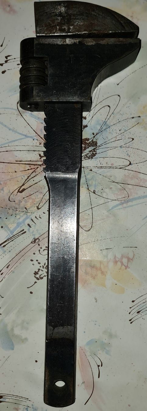 Tutti gli attrezzi: clé à molette ancienne – Usato da Cortaillod venduto da signep 1