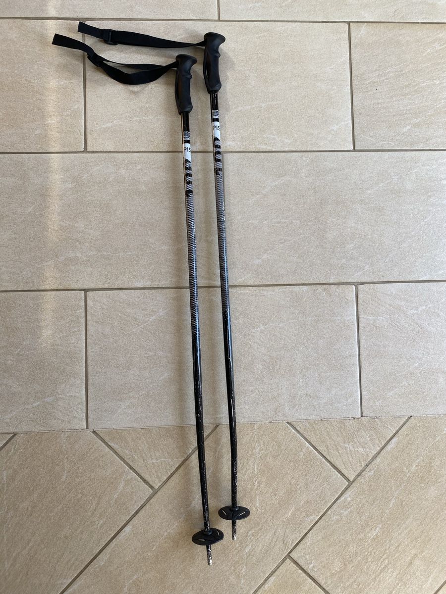 Bastoncini da sci: Bâton de ski Wedze piste 110cm – Usato da Ogens venduto da ced_qn5v