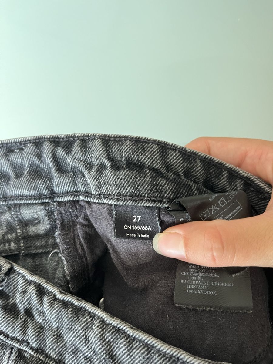 Monki Jeans: Jeans Shorts schwarz – Usato da Wil AG venduto da larwe 6