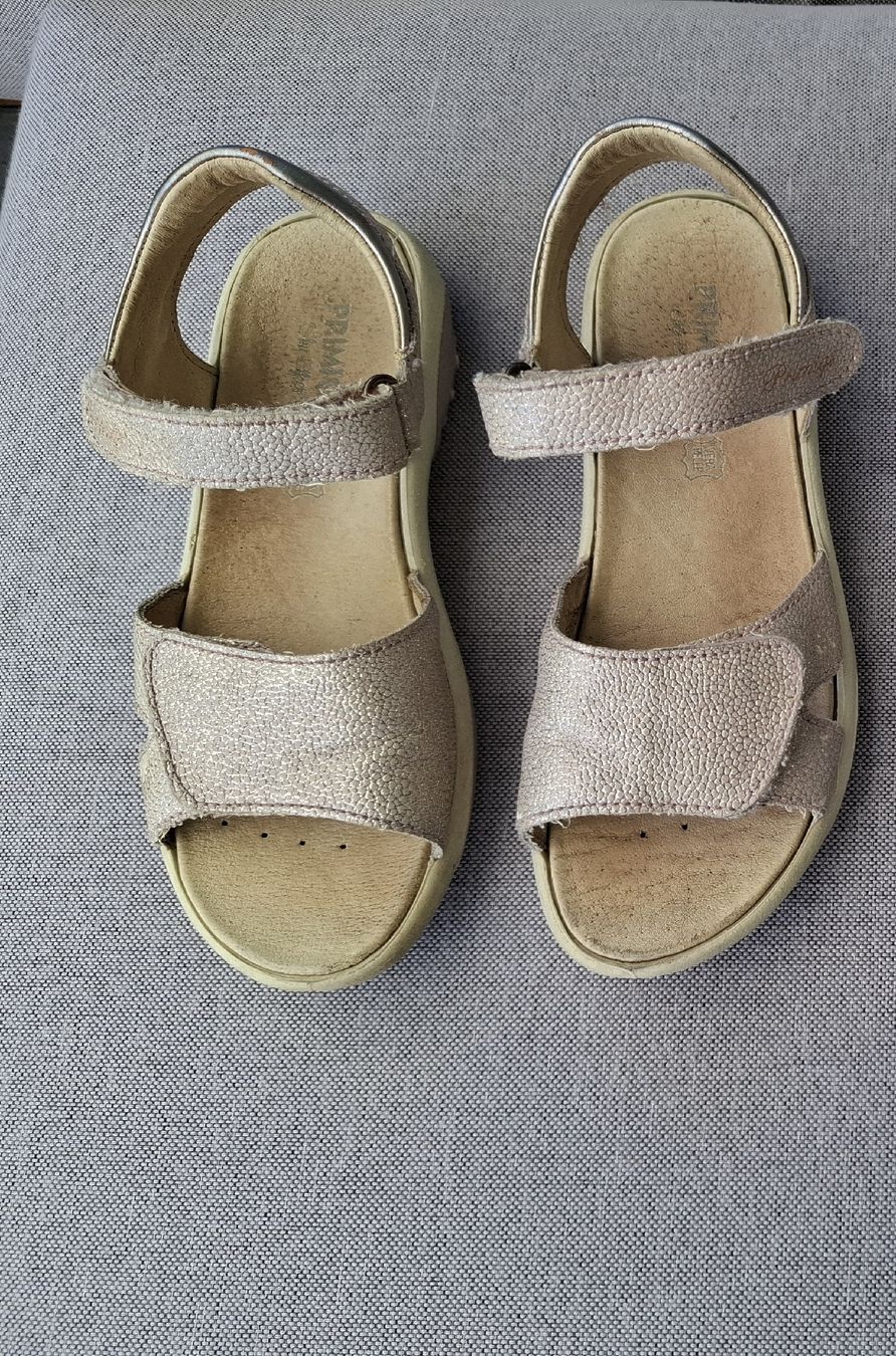 Primigi Scarpe per ragazze: Primigi Mädchen Sandalen Gr. 34 – Usato da Männedorf venduto da Einhornmama