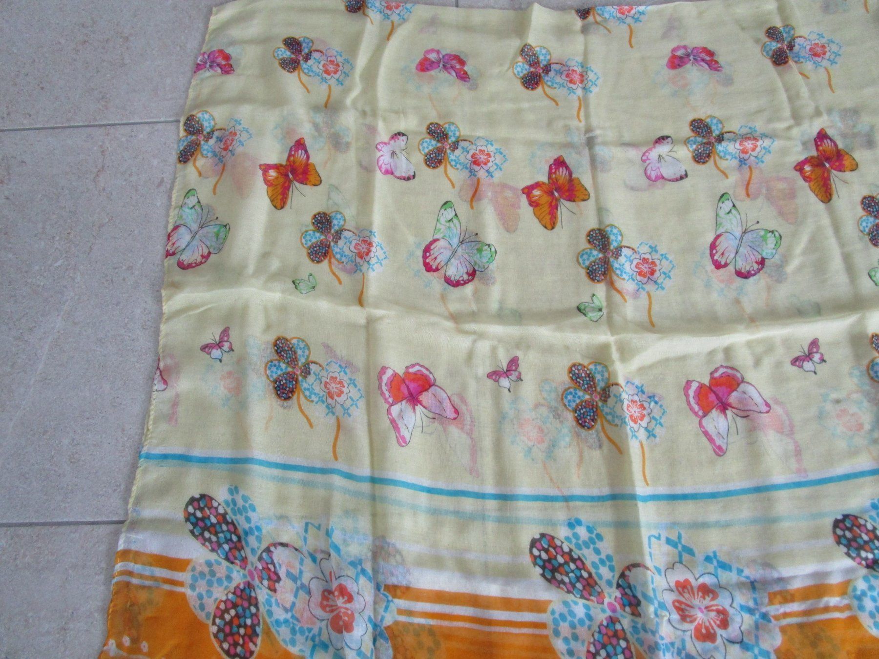 Foulard & Sciarpe: Schal / Foulard – Nuovo (secondo la descrizione) da Grenchen venduto da Uhus15 2