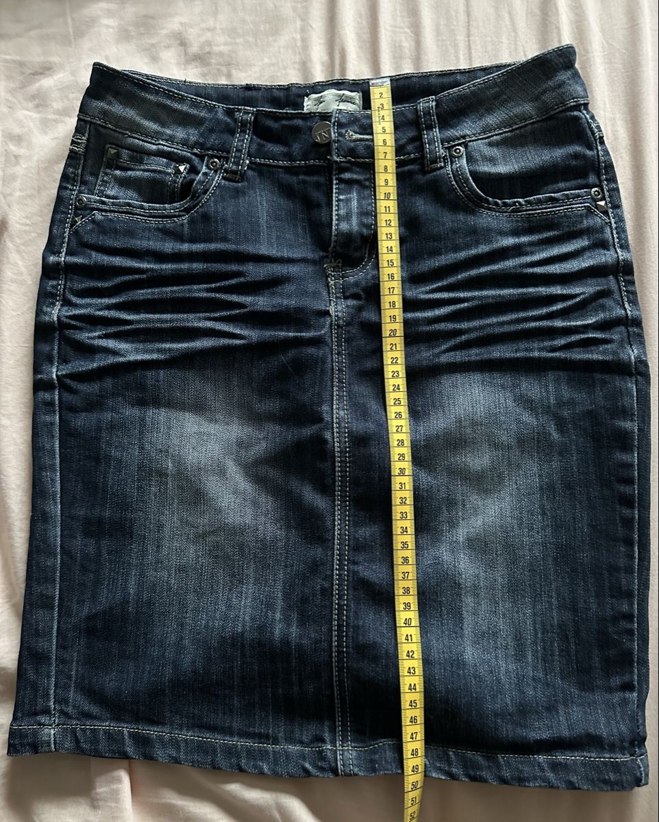 Gonne: Jeansrock Dunkelblau, verdient 2teChance :) – Usato da Schnottwil venduto da sml_29t8 1