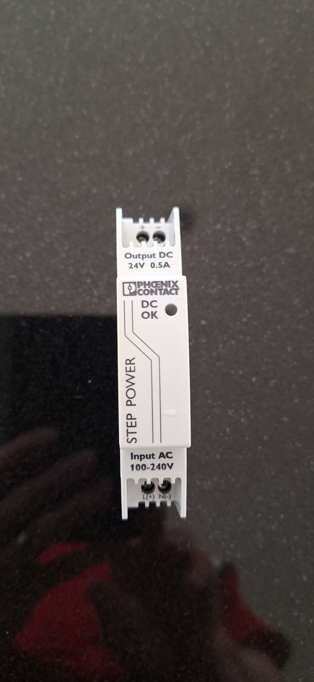 Phoenix Contact Elektronikbauteile: Netzteil 230V AC zu 24V DC – Gebraucht aus Hildisrieden von Pilatusguck