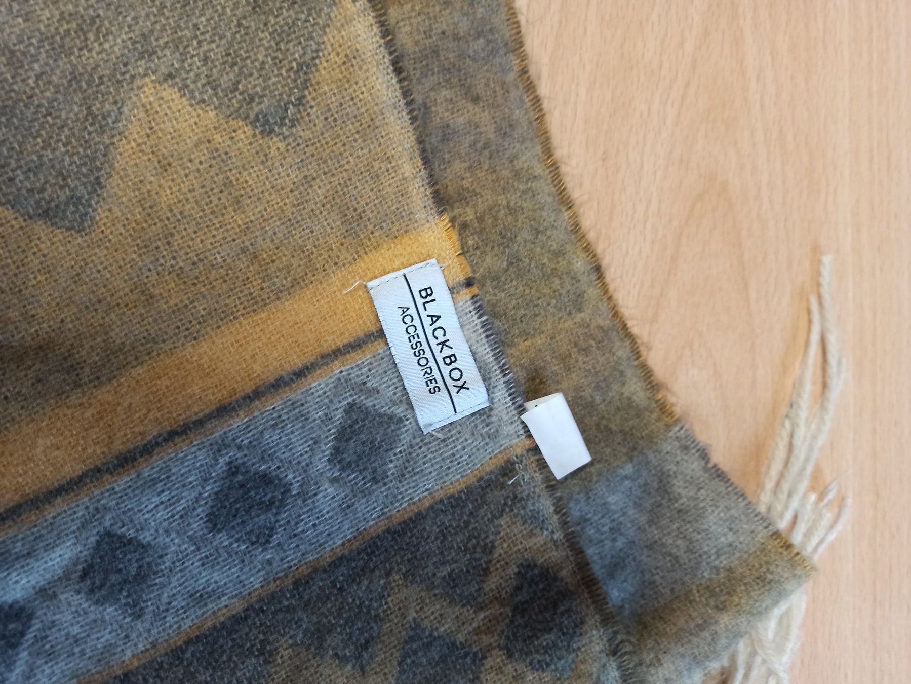 Foulards, Tücher & Schals: Echarpe neuve – Neu (gemäss Beschreibung) aus Fresens von ren_vpx8 1