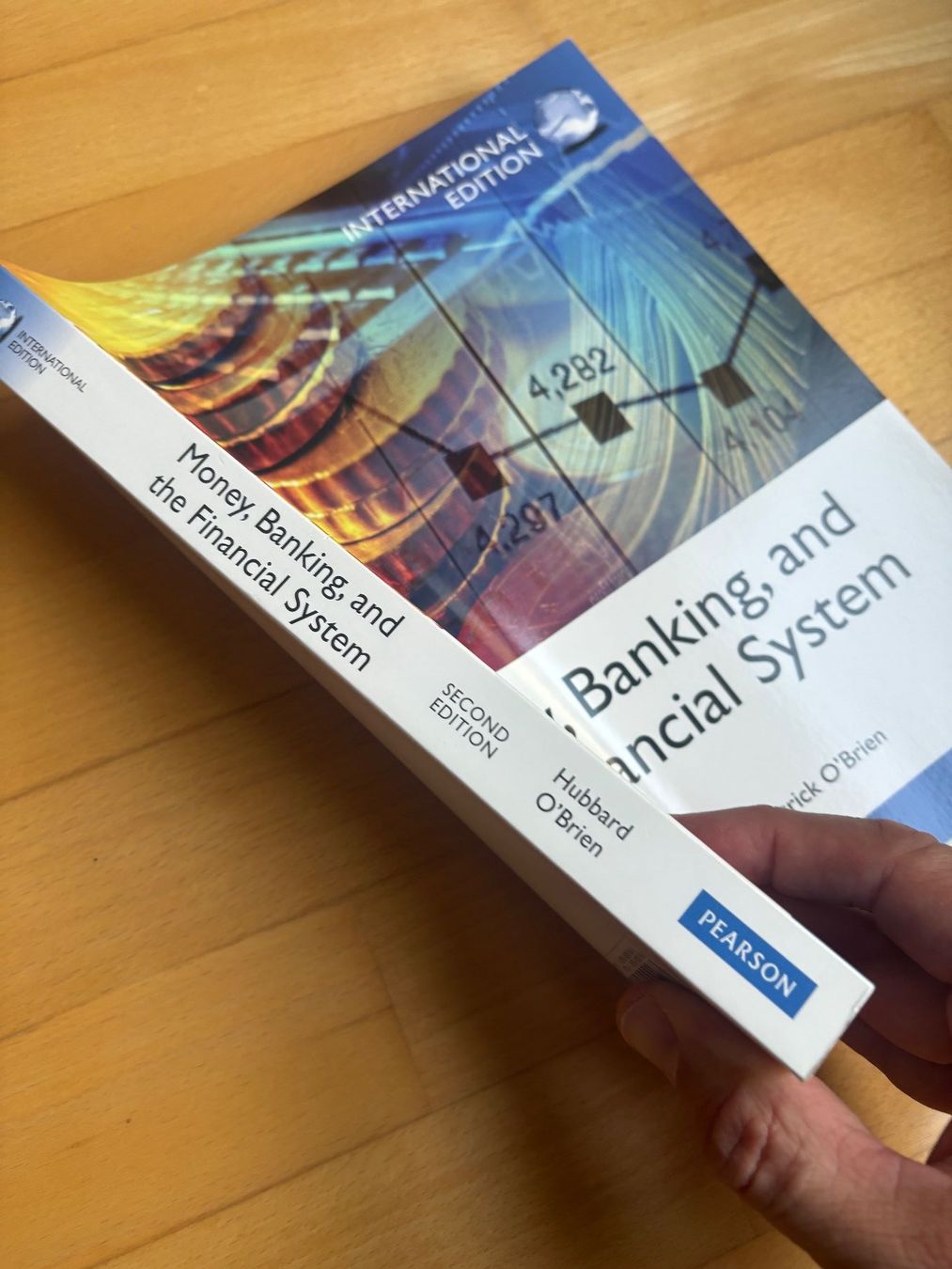 Bücher: money banking & financial system pearson second edition MBA – Gebraucht aus Villars-sur-Glâne von Swim_bike_run 2