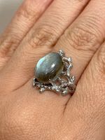 Ring aus sehr schimmerndem Labradorit