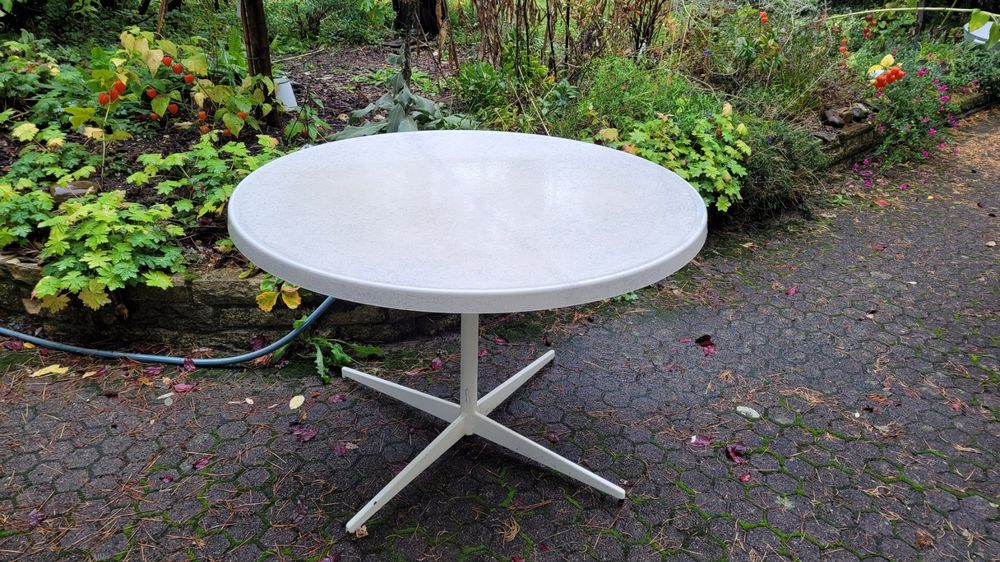Klappbarer Gartentisch, Balkontisch, weiss, rund Kaufen auf Ricardo