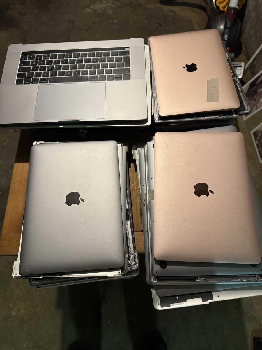 Apple Notebooks: Lotto di diversi MacBook Pro e Air per pezzi – Defekt aus Renens VD von nic_7dnb