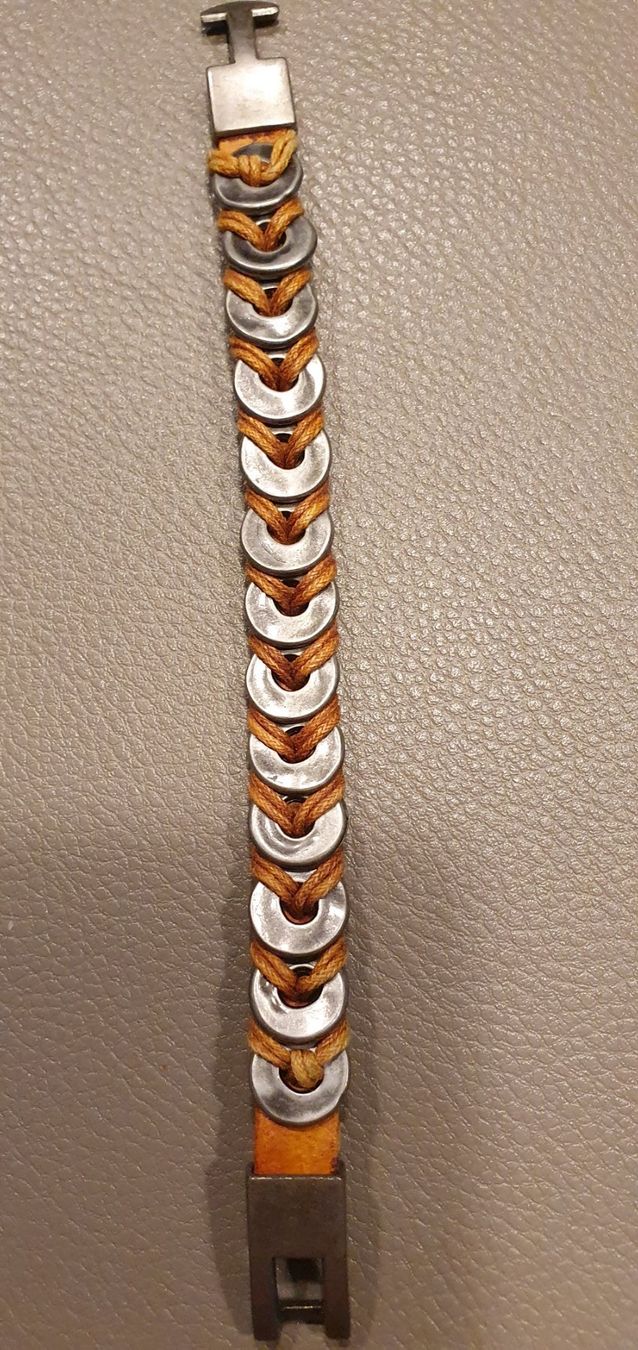 Bracciali & Braccialetti: 2 Lederarmbändel – Usato da Niederbipp venduto da blu_jw7r 2