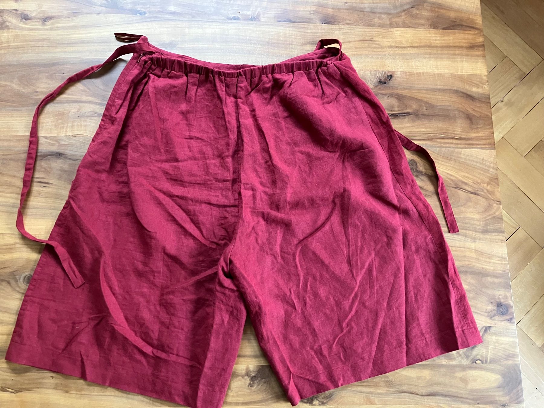 Pantaloni: schöne, luftige Sommershorts – Usato da Bern venduto da sturmmoewe 1