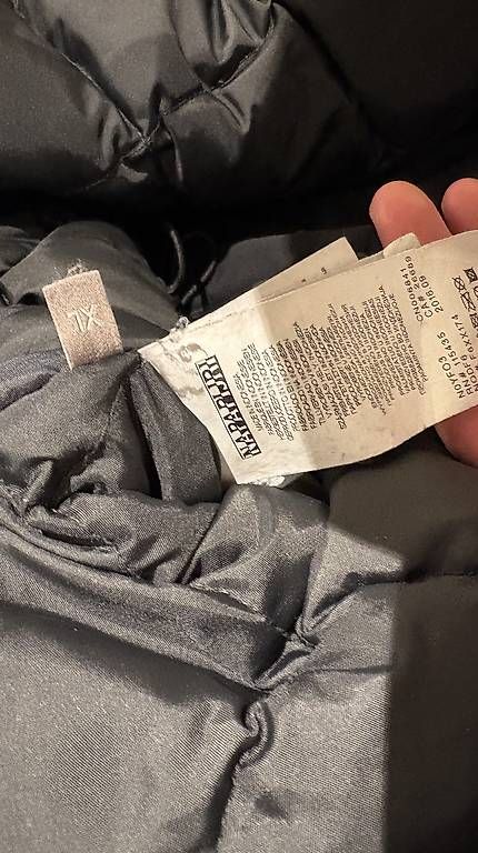 Giacche: Napapijri Winterjacke – Usato da Winterthur venduto da Lucoelen 4