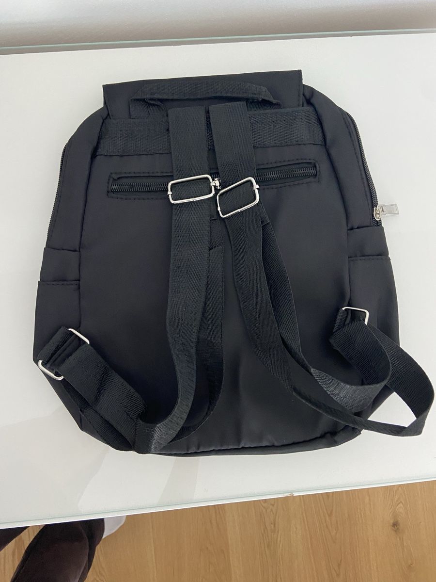 Zaini: Rucksack schwarz neuwertig – Nuovo e nell'imballaggio originale da Dielsdorf venduto da lor_j5qt 1