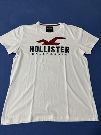 Hollister T-Shirt