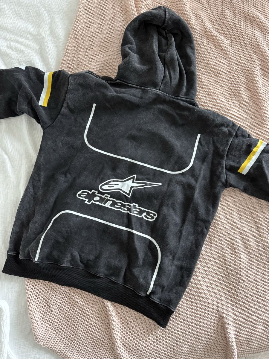 Pullover & Sweatshirts: Race Pullover – Gebraucht aus Altikon von borchardt.sara 1