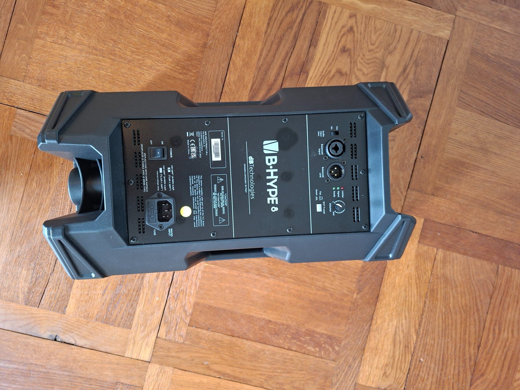 Behringer Casse acustiche: Active PA System for Band or Pro DJ – Usato da Unterseen venduto da dav_7jqb 5